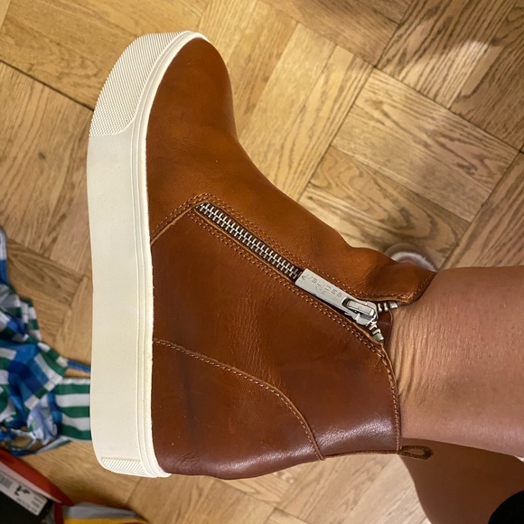 j/slides shoes - Picture 6 of 11